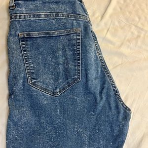 H&M skinny jeans (Women’s size 8)